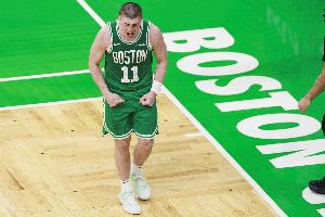 普理查德：我一直在投丢平时能进的空位投篮 这更多是心理问题