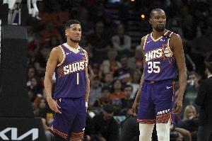 杜兰特：我侄子最喜欢的球员是布克 可能因为他曾是我的队友