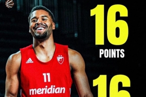 此前首秀2分钟2犯规！贾里德-巴特勒联赛出场16分钟砍16分